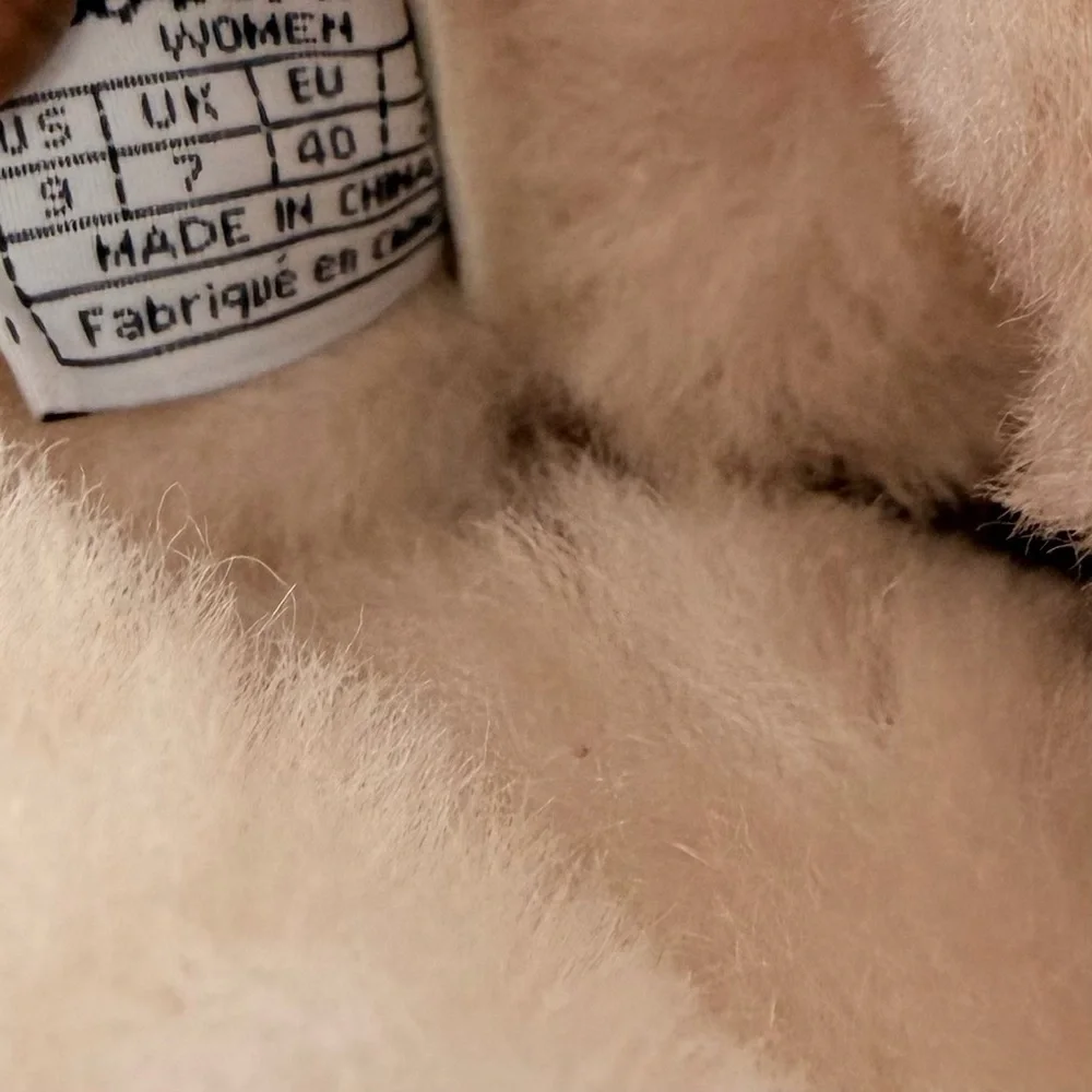 BearPaw Women's Rosie Short Winter Boots | US 9 - Picture 11 of 11